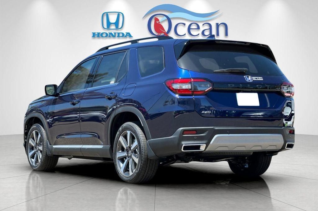 new 2025 Honda Pilot car, priced at $51,095