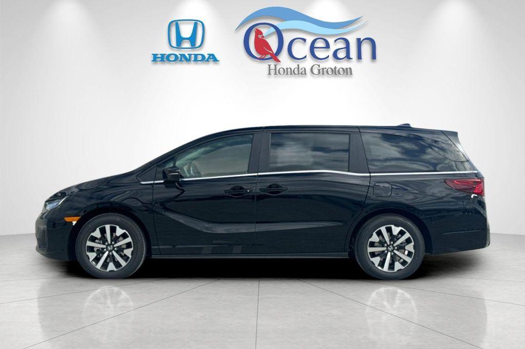 new 2026 Honda Odyssey car, priced at $44,290