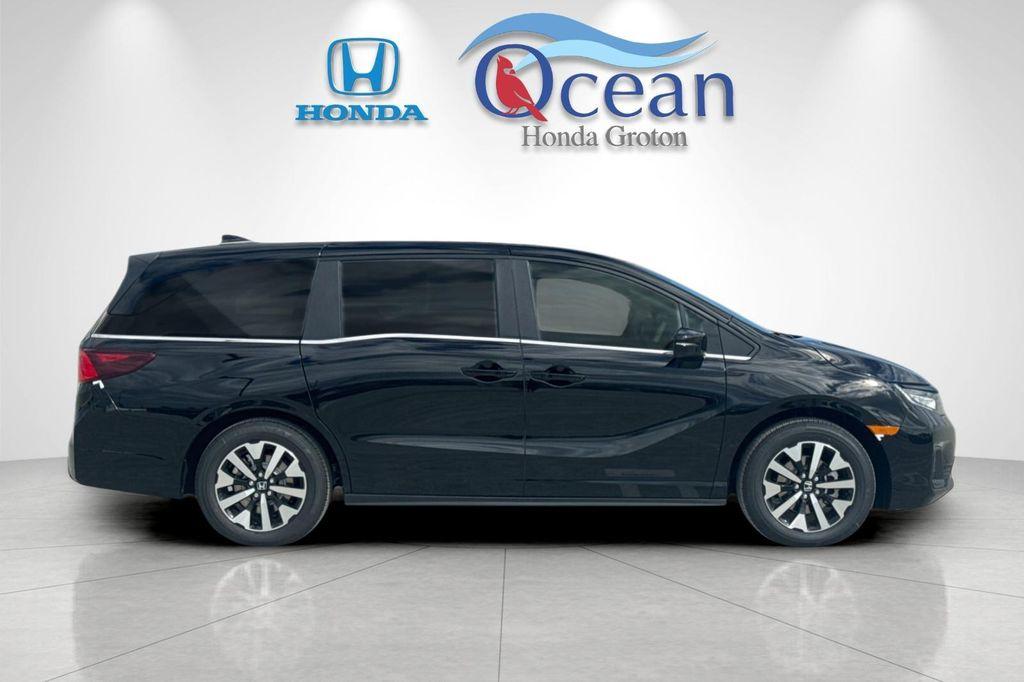new 2026 Honda Odyssey car, priced at $44,290