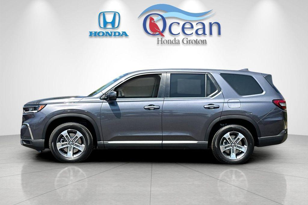 new 2025 Honda Pilot car, priced at $47,095