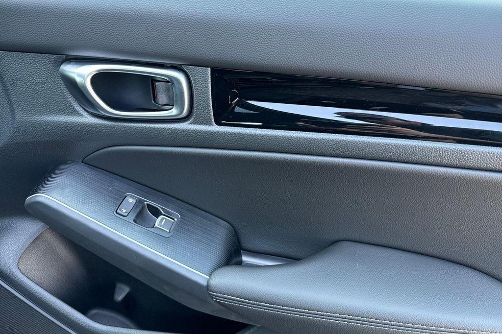 new 2026 Honda Civic Hybrid car, priced at $33,490