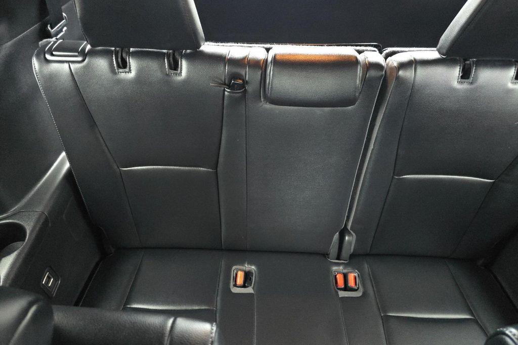 used 2022 Toyota Highlander car, priced at $39,994