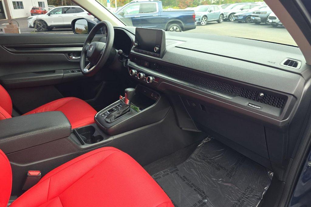 used 2025 Honda CR-V car, priced at $29,688