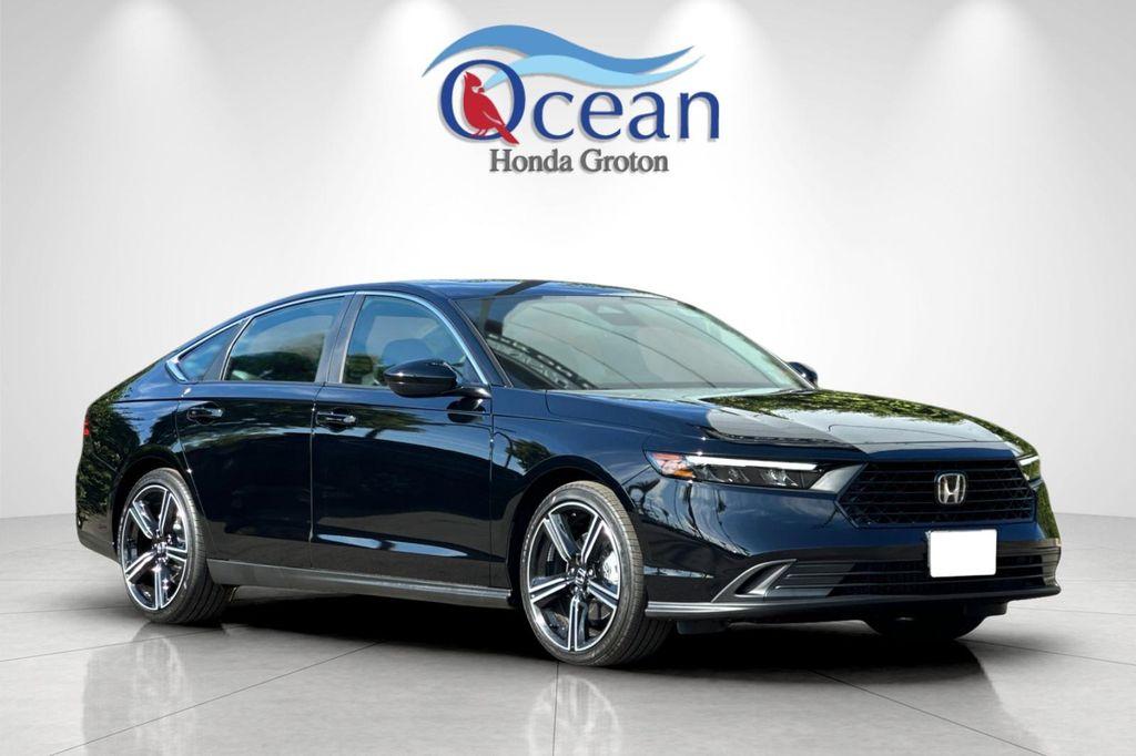 new 2025 Honda Accord Hybrid car