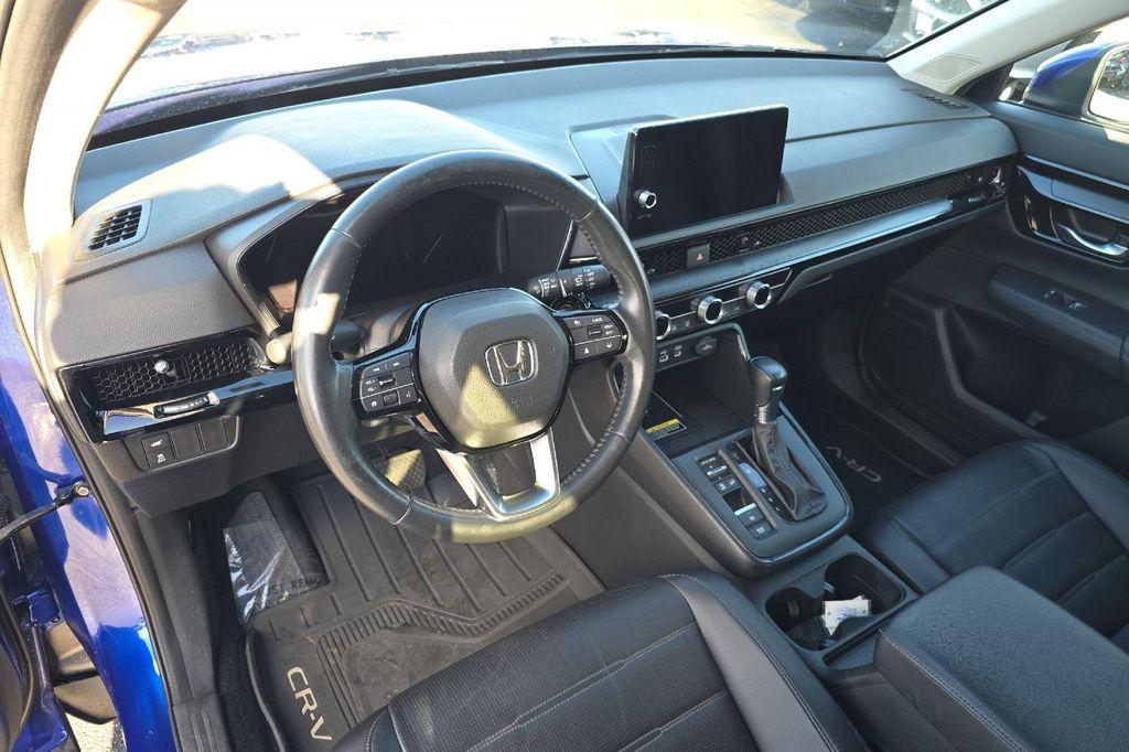 used 2023 Honda CR-V car, priced at $30,300