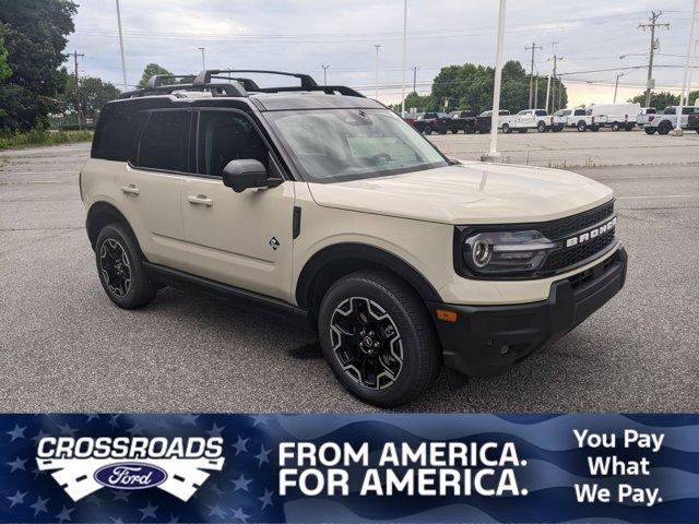 new 2025 Ford Bronco Sport car, priced at $39,590
