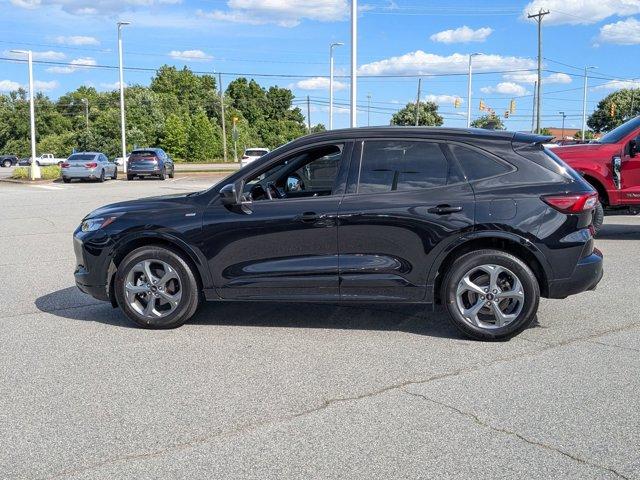 used 2023 Ford Escape car, priced at $28,900
