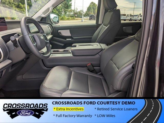 new 2025 Ford Expedition car, priced at $63,625