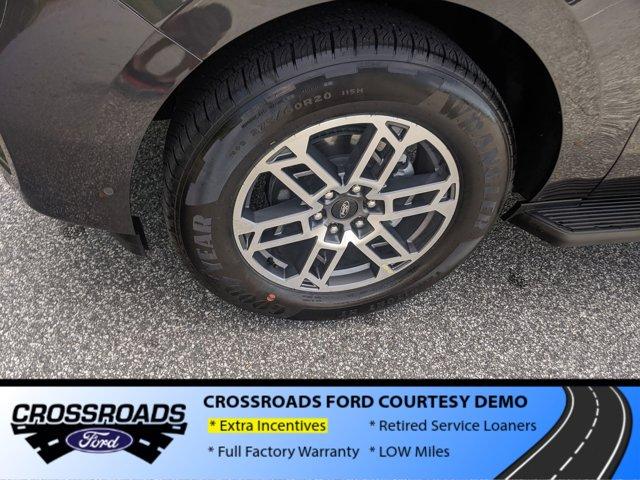 new 2025 Ford Expedition car, priced at $63,625