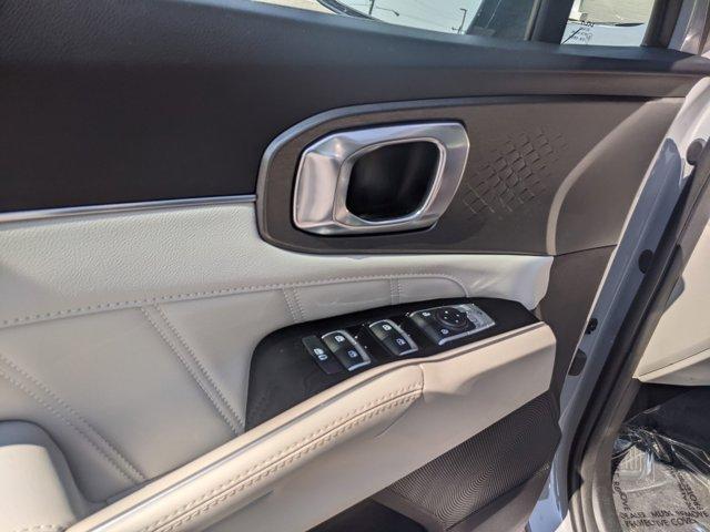 used 2023 Kia Sorento car, priced at $33,900