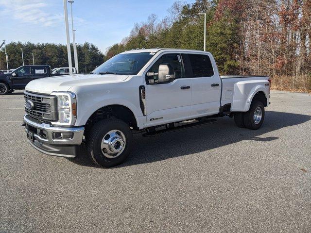 new 2024 Ford F-350 car, priced at $71,090