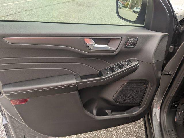 new 2025 Ford Escape car, priced at $31,275