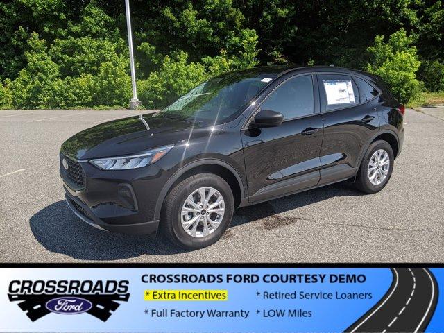 new 2025 Ford Escape car, priced at $27,765