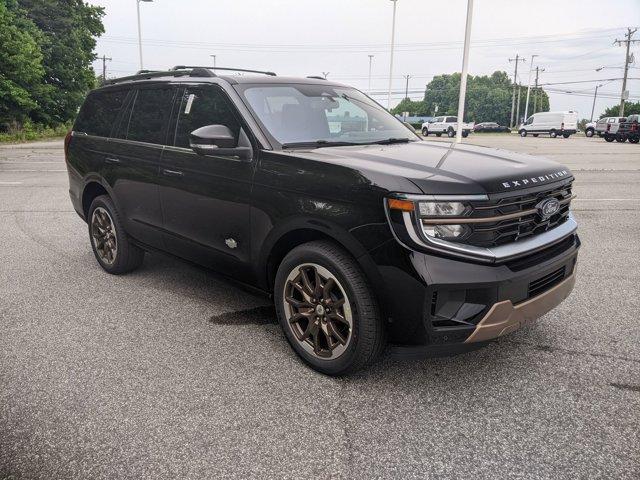 new 2025 Ford Expedition car, priced at $86,070
