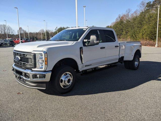 new 2024 Ford F-350 car, priced at $72,077