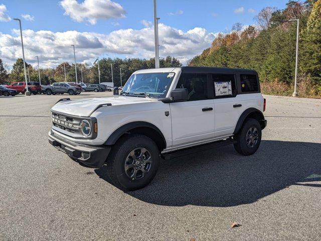 new 2024 Ford Bronco car, priced at $45,237