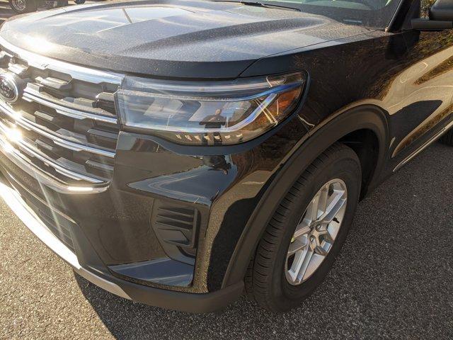 new 2025 Ford Explorer car, priced at $38,827