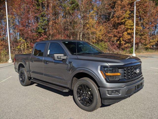 new 2024 Ford F-150 car, priced at $47,352