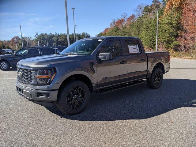 new 2024 Ford F-150 car, priced at $47,352