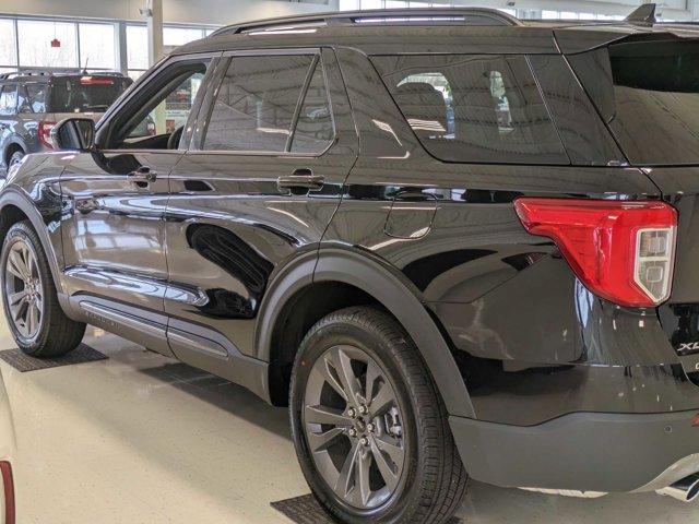 new 2024 Ford Explorer car, priced at $51,702