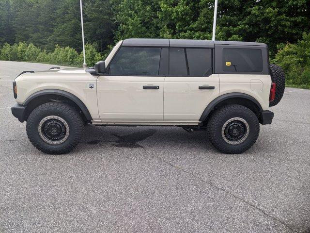 new 2025 Ford Bronco car, priced at $50,416
