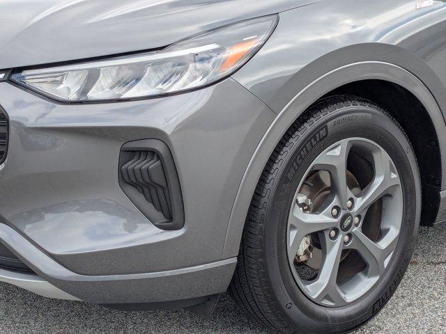 used 2023 Ford Escape car, priced at $26,500