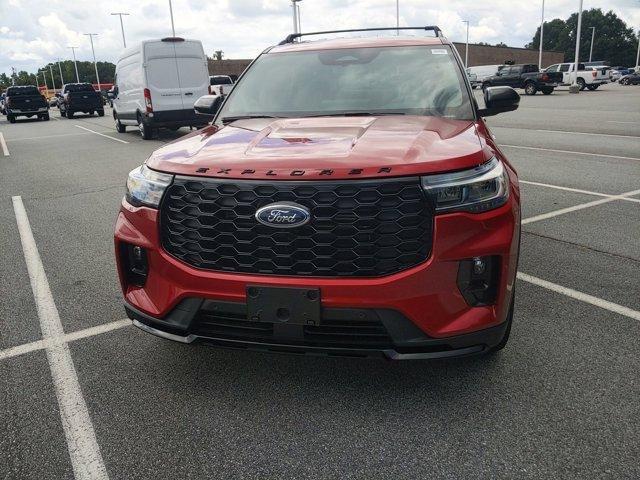 new 2025 Ford Explorer car, priced at $47,917