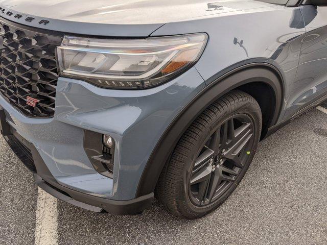 new 2025 Ford Explorer car, priced at $59,867