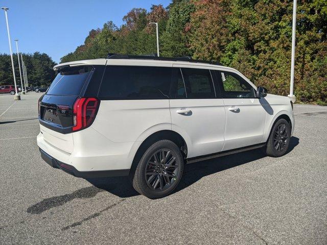 new 2025 Ford Expedition car, priced at $85,245