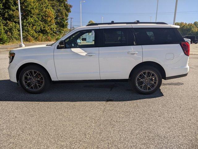 new 2025 Ford Expedition car, priced at $85,245