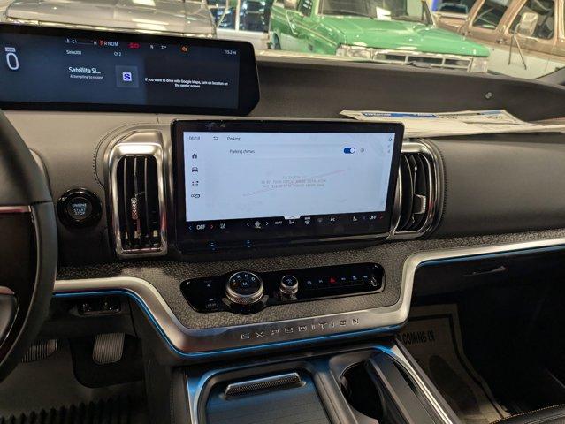 new 2025 Ford Expedition car, priced at $85,285