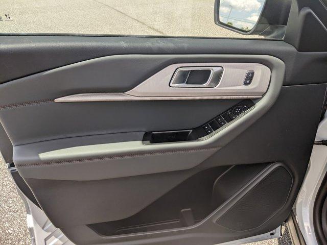 new 2025 Ford Explorer car, priced at $45,947
