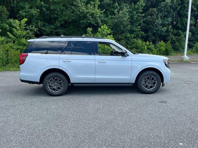 new 2025 Ford Expedition car, priced at $64,775