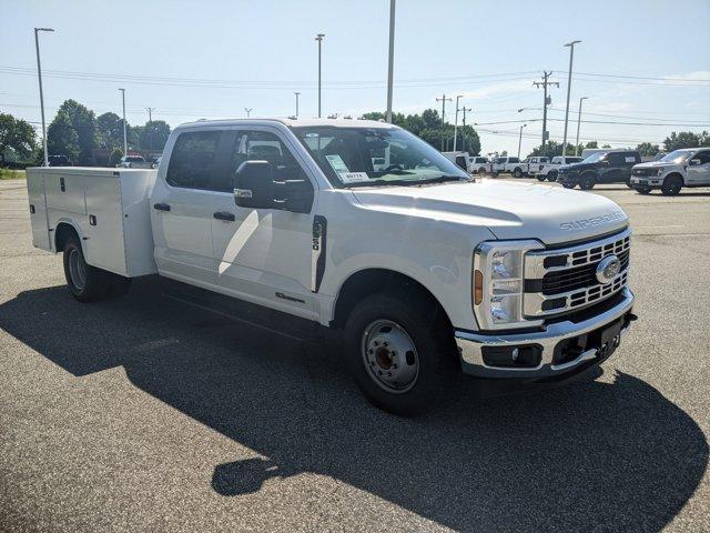 new 2025 Ford F-350 car, priced at $85,235