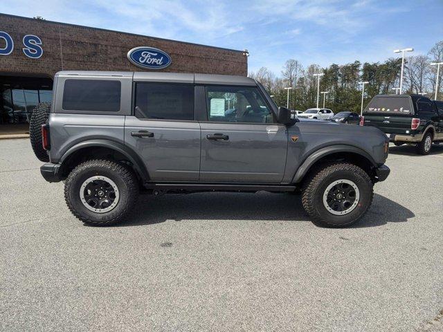 new 2024 Ford Bronco car, priced at $59,237