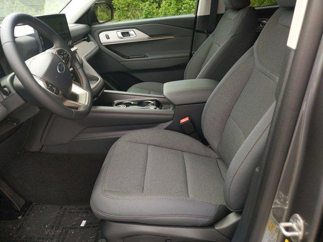 new 2025 Ford Explorer car, priced at $38,543