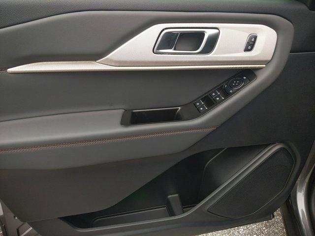 new 2025 Ford Explorer car, priced at $38,543