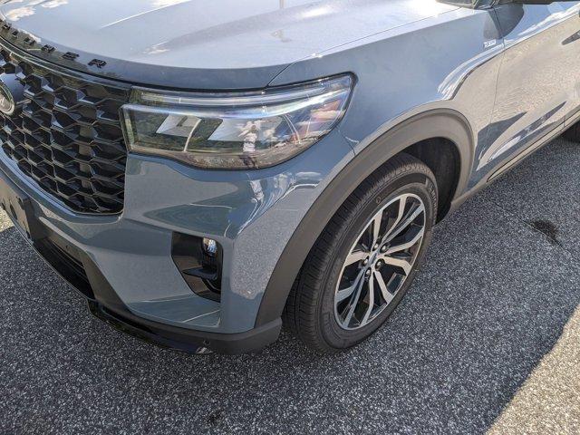new 2025 Ford Explorer car, priced at $45,800