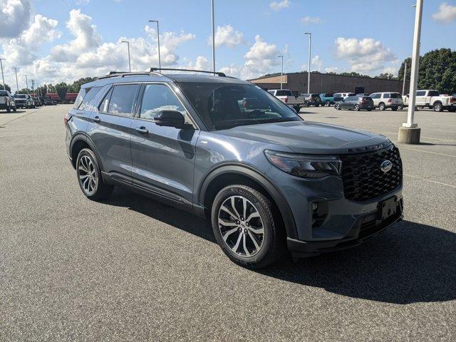 new 2025 Ford Explorer car, priced at $45,800