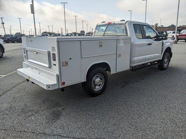 new 2025 Ford F-250 car, priced at $61,177