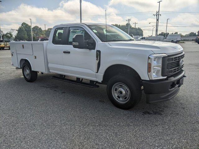 new 2025 Ford F-250 car, priced at $61,177