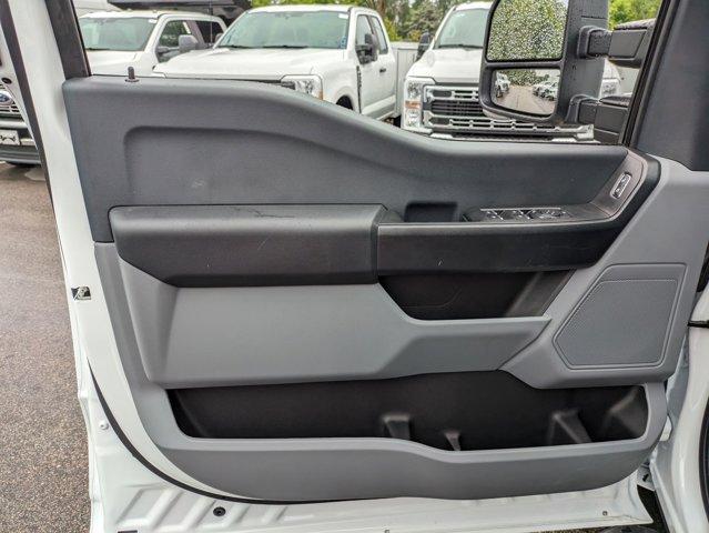 new 2025 Ford F-350 car, priced at $88,020