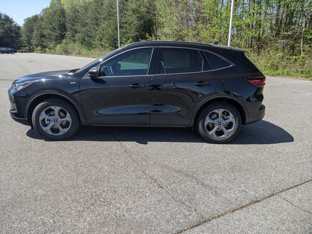 new 2025 Ford Escape car, priced at $29,600