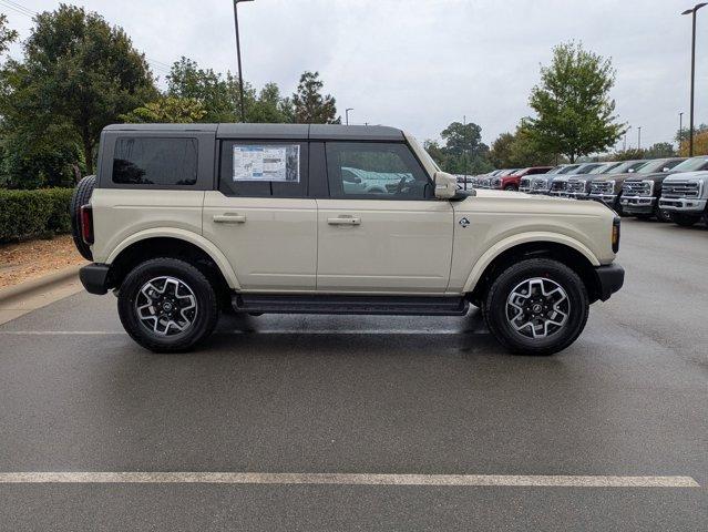 new 2025 Ford Bronco car, priced at $52,965