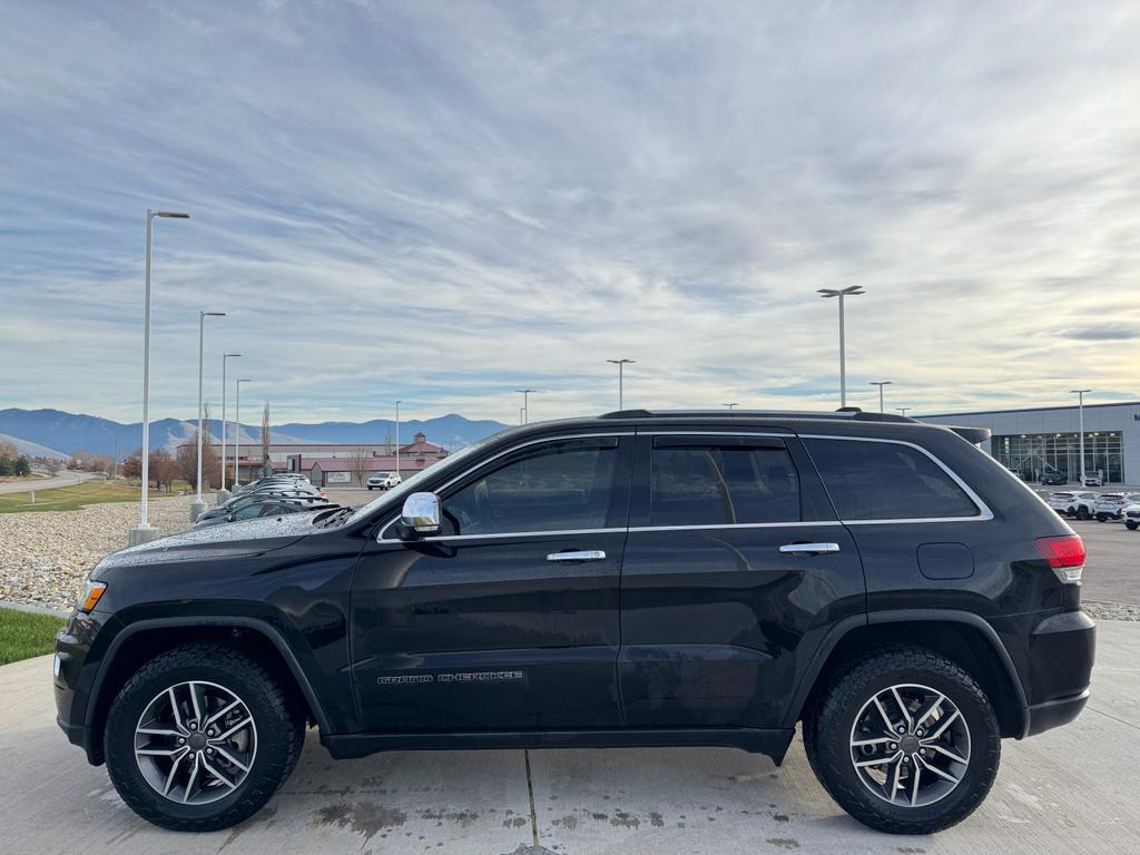 used 2020 Jeep Grand Cherokee car, priced at $18,000