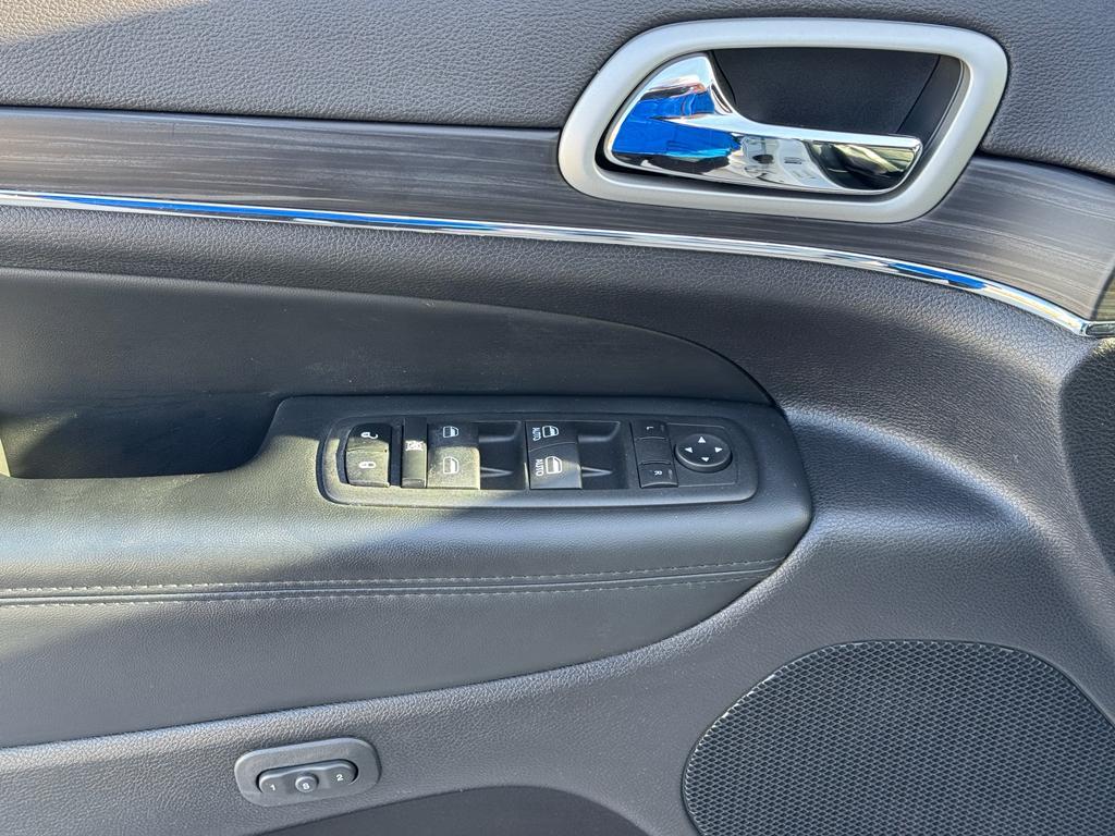 used 2022 Jeep Grand Cherokee car, priced at $24,870