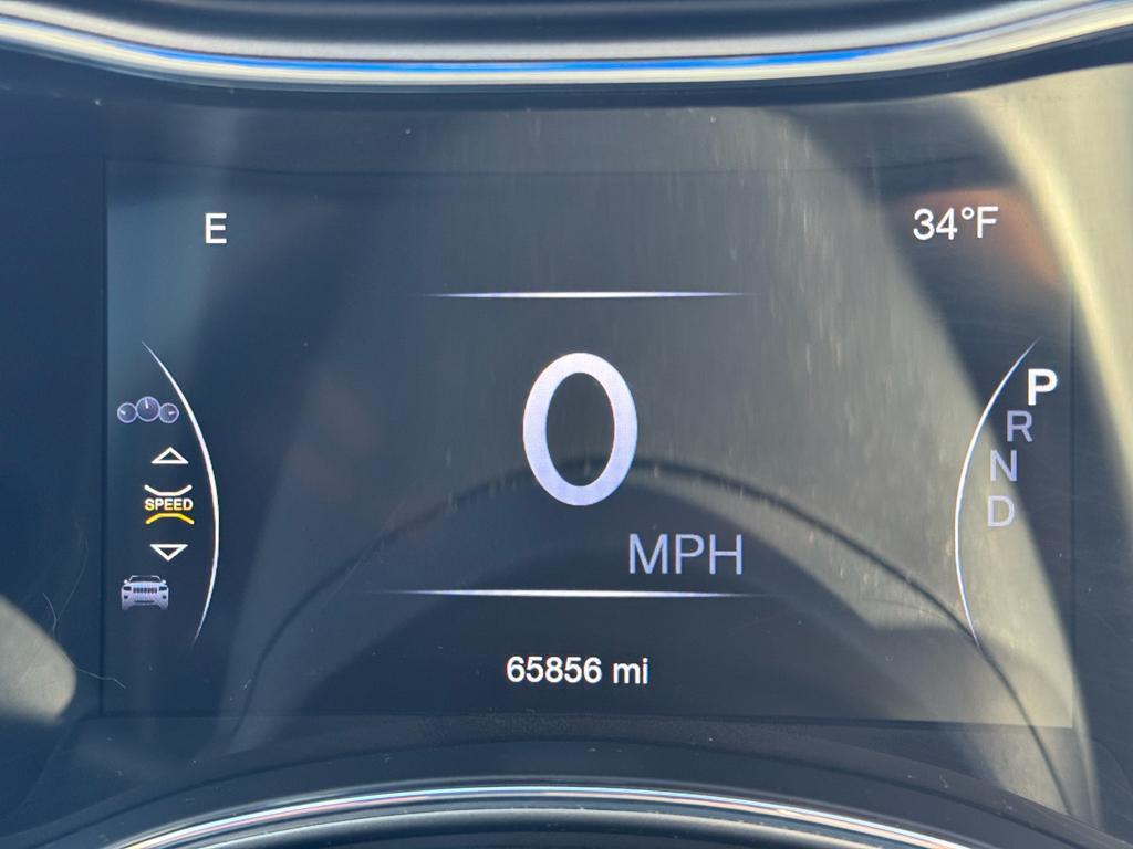 used 2022 Jeep Grand Cherokee car, priced at $24,870