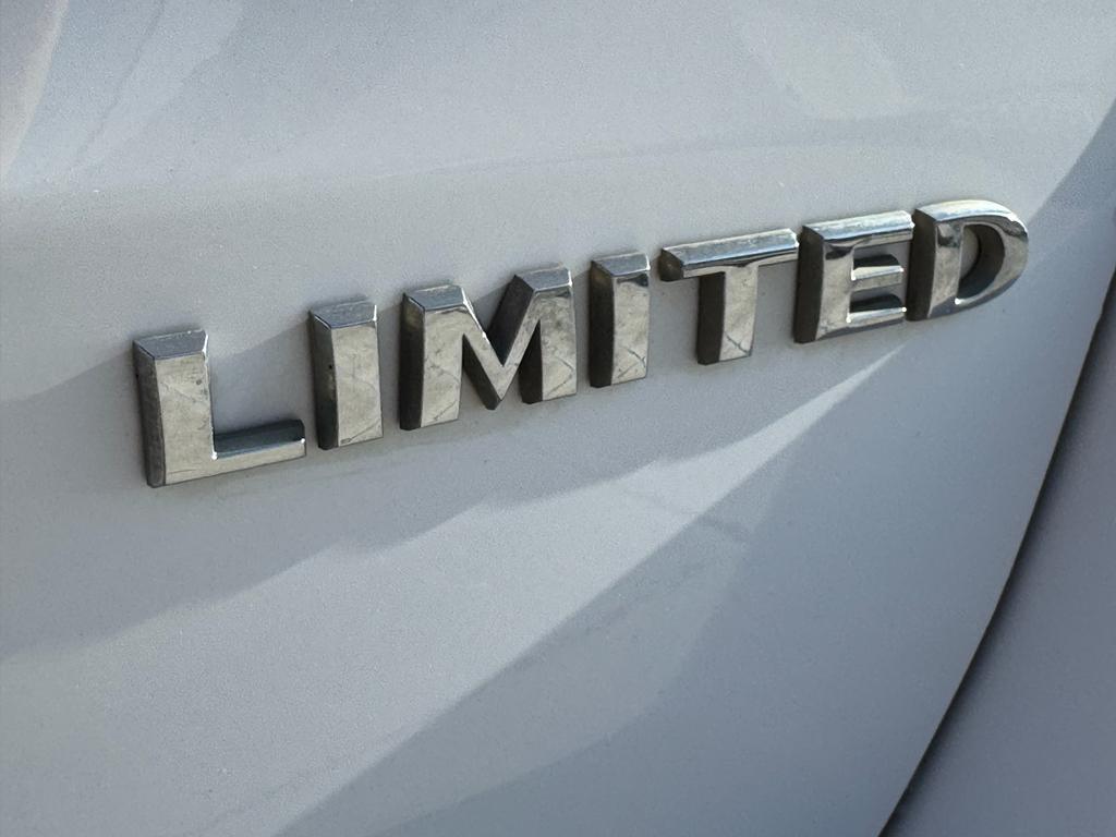 used 2022 Jeep Grand Cherokee car, priced at $24,870