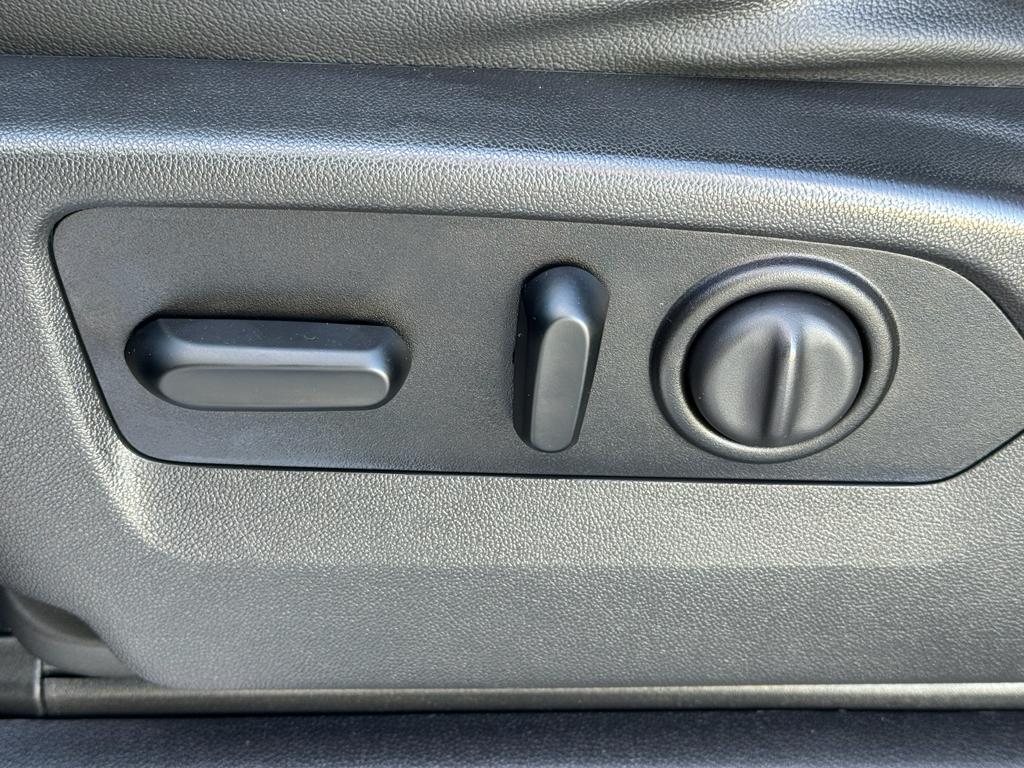 used 2020 GMC Sierra 1500 car, priced at $38,000