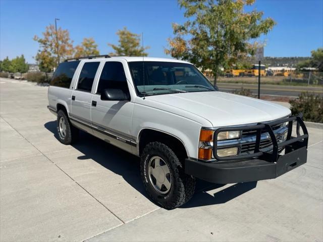 used 1999 Chevrolet Suburban car, priced at $9,950